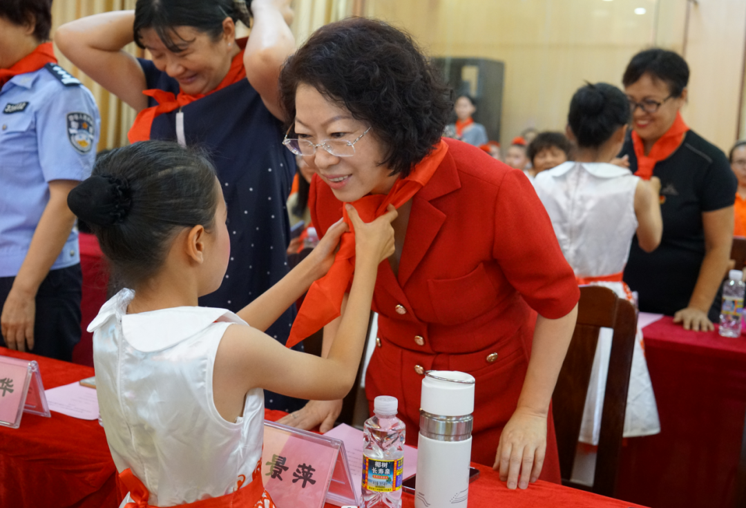 888集团药业集团党委书记、董事长刘景萍荣获中华慈善奖 | 公司新闻 | 888集团药业