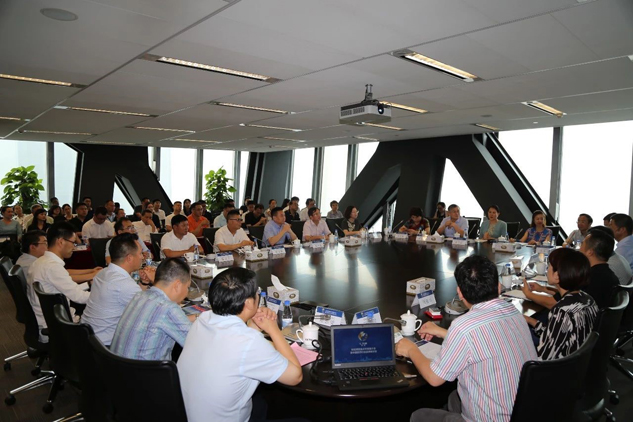 888集团药业刘景萍董事长与医药大咖一道齐聚央视探讨品牌战略 | 公司新闻 | 888集团药业