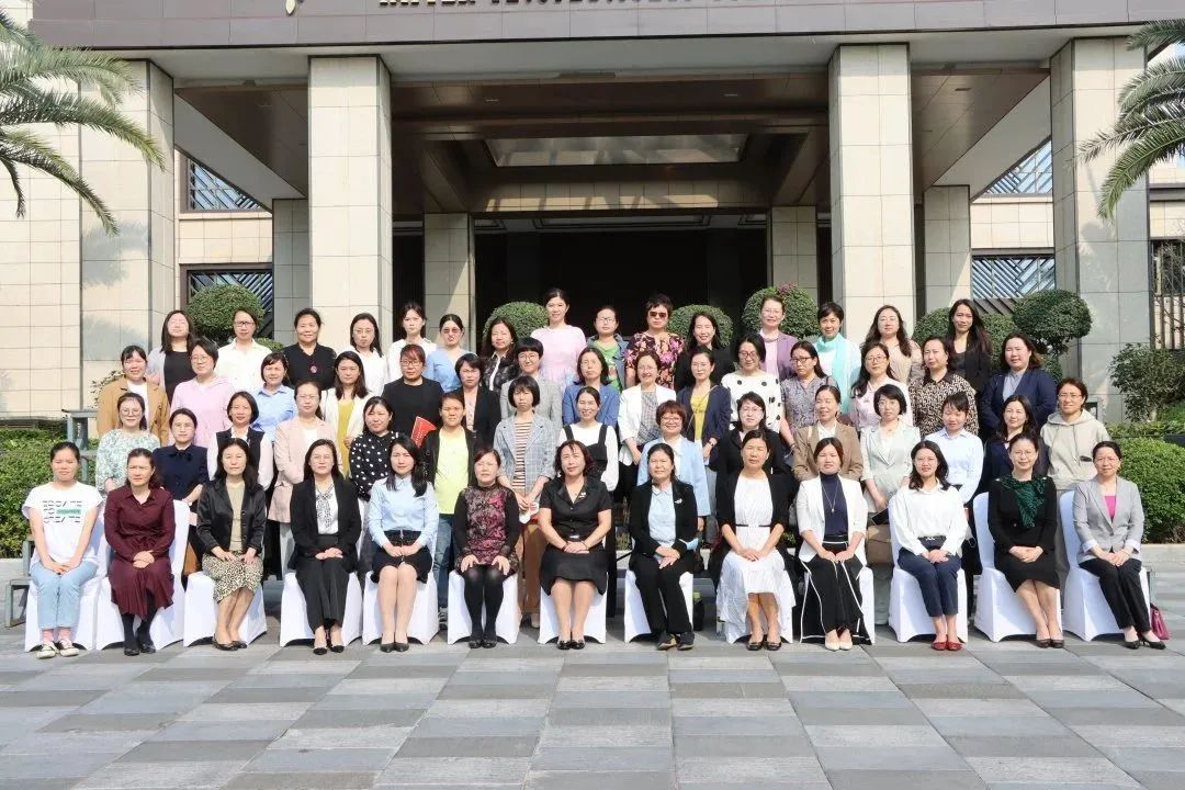 海南省女科技事情者协会建设大会胜利召开 | 公司新闻 | 888集团药业